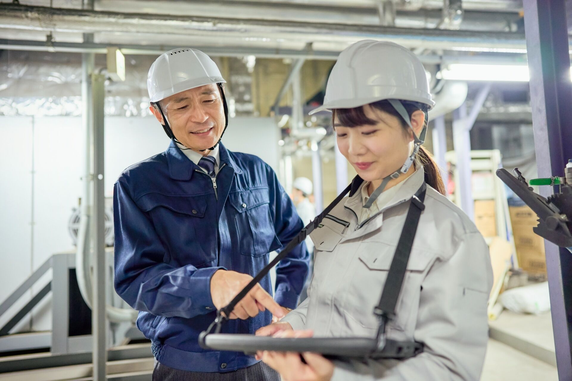 【平塚 / 電気工事】未経験からでも成長できる職場をお探しの方へ｜東和電気株式会社
